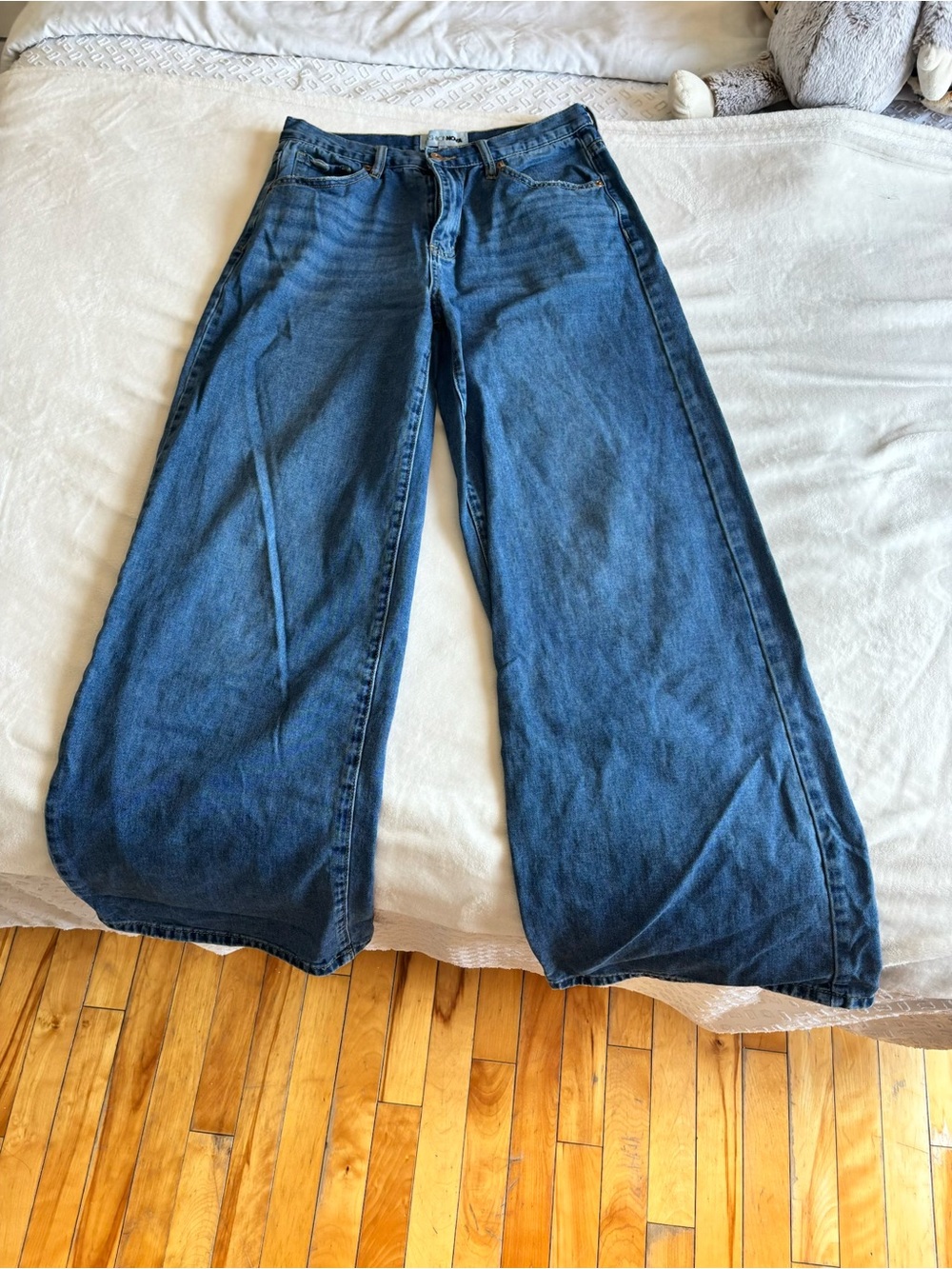 Fashion Nova Dark Blue Wide Leg Jeans